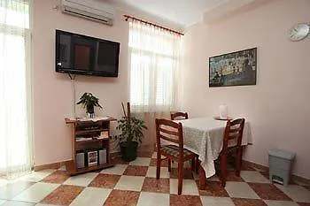 Peric Apartment *