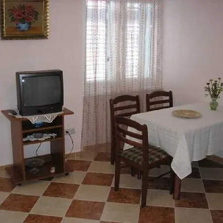 Peric Apartment Split