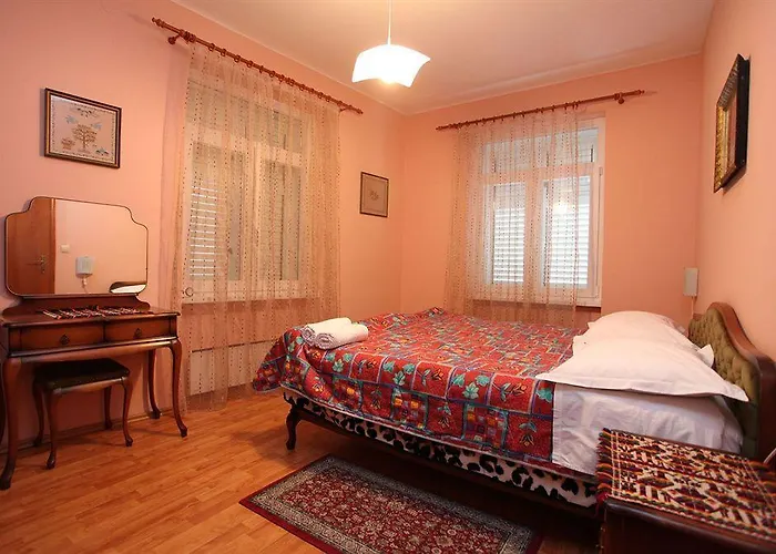 Peric Apartment Split